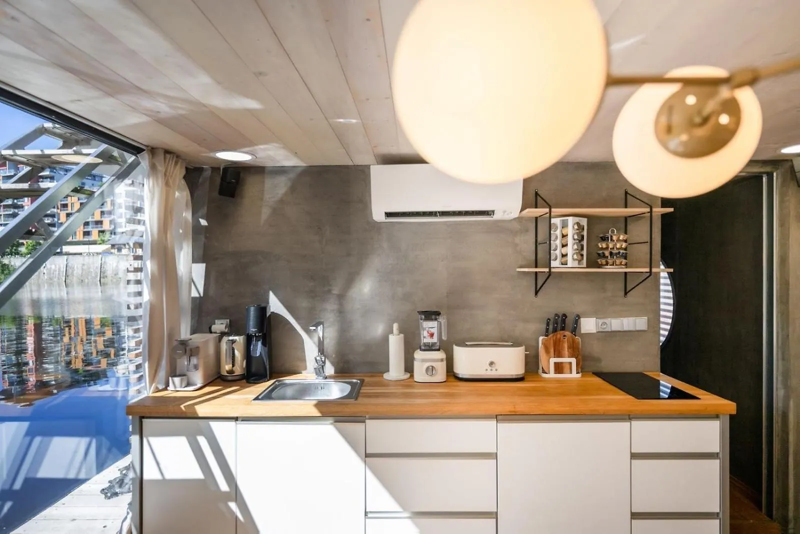 Hotel Hausboat Holesovice Prag Botel